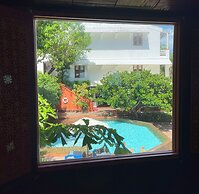 Mom Tri's Villa Royale