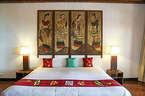 Mom Tri's Villa Royale