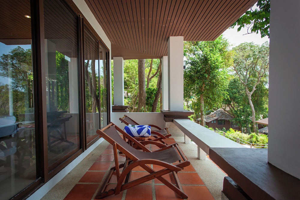 Baan Krating Phuket Resort