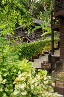 Baan Krating Phuket Resort