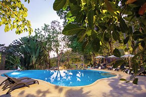 Baan Krating Phuket Resort