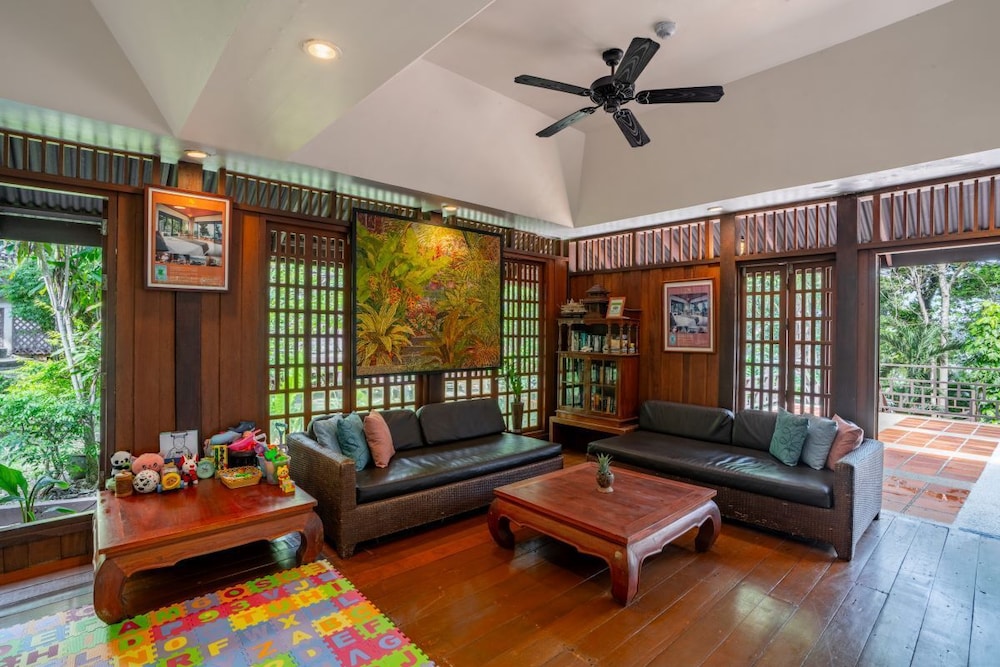 Baan Krating Phuket Resort
