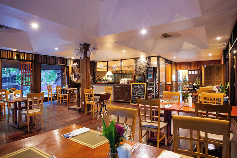 Baan Krating Phuket Resort