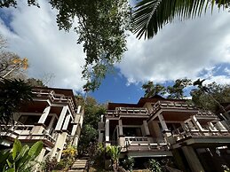 Baan Krating Phuket Resort