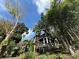 Baan Krating Phuket Resort