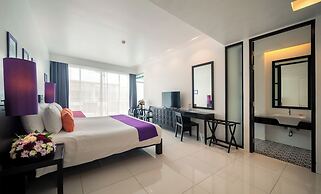 The Old Phuket - Karon Beach Resort