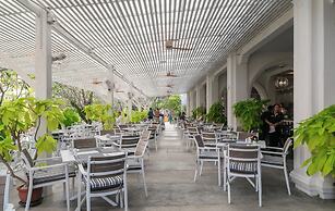 The Old Phuket - Karon Beach Resort
