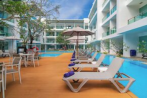 The Old Phuket - Karon Beach Resort
