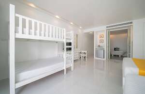 The Old Phuket - Karon Beach Resort