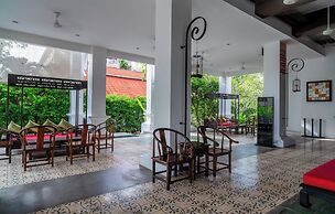 The Old Phuket - Karon Beach Resort