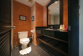 The Old Phuket - Karon Beach Resort
