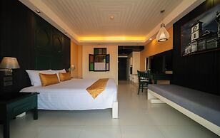 The Old Phuket - Karon Beach Resort