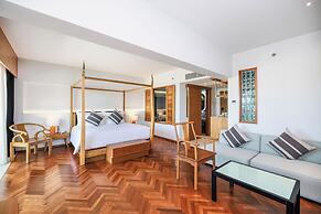 Patong Beach Hotel by See2Sea