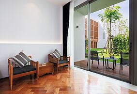 Patong Beach Hotel by See2Sea