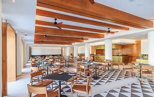Patong Beach Hotel by See2Sea