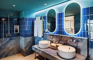 Patong Beach Hotel by See2Sea