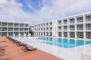 Patong Beach Hotel by See2Sea