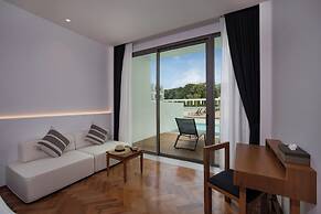 Patong Beach Hotel by See2Sea