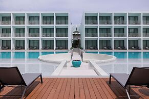 Patong Beach Hotel by See2Sea