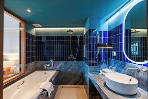 Patong Beach Hotel by See2Sea