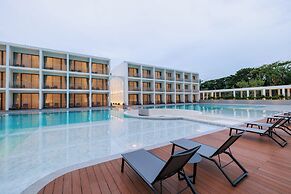 Patong Beach Hotel by See2Sea