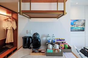 Patong Beach Hotel by See2Sea