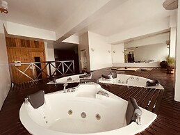 The Tray Hotel Hai Phong