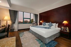 The Tray Hotel Hai Phong