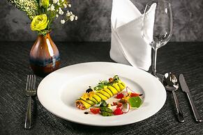 The Tray Hotel Hai Phong