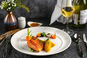 The Tray Hotel Hai Phong