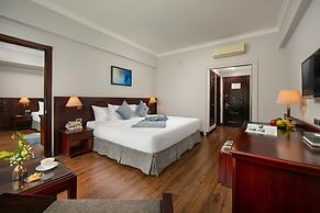 The Tray Hotel Hai Phong
