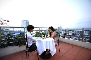 Moon View Hotel