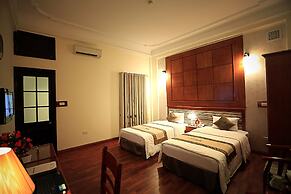 Moon View Hotel