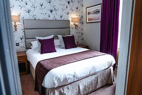 The George Hotel