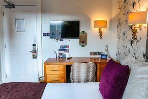 The George Hotel