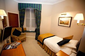 The George Hotel