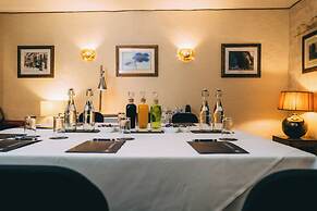 The George Hotel