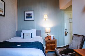 The George Hotel