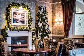The George Hotel