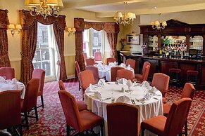 The George Hotel