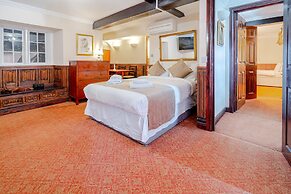 The Crown Hotel