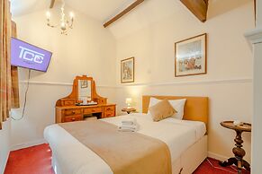 The Crown Hotel