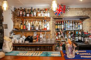 The Crown Hotel