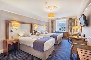 Riverside Hotel
