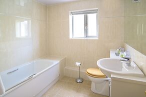 Newby Bridge Hotel