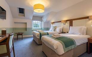 Newby Bridge Hotel