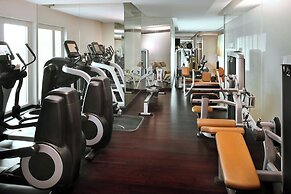 Dubai Marriott Harbour Hotel & Suites