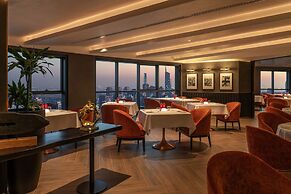 Dubai Marriott Harbour Hotel & Suites