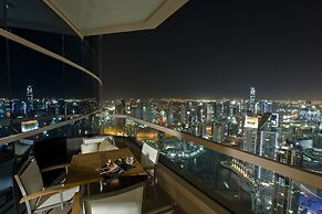 Dubai Marriott Harbour Hotel & Suites
