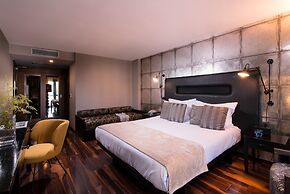 The Twelve Hotel